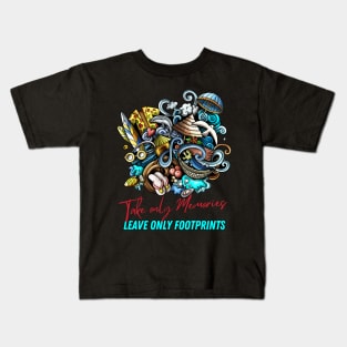 Travel Lovers Saying Leave only Footprints Kids T-Shirt